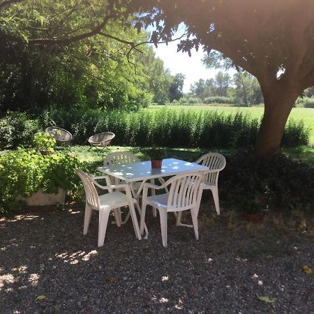 Appartement Dans Un Mas Provencal Istres Eksteriør billede