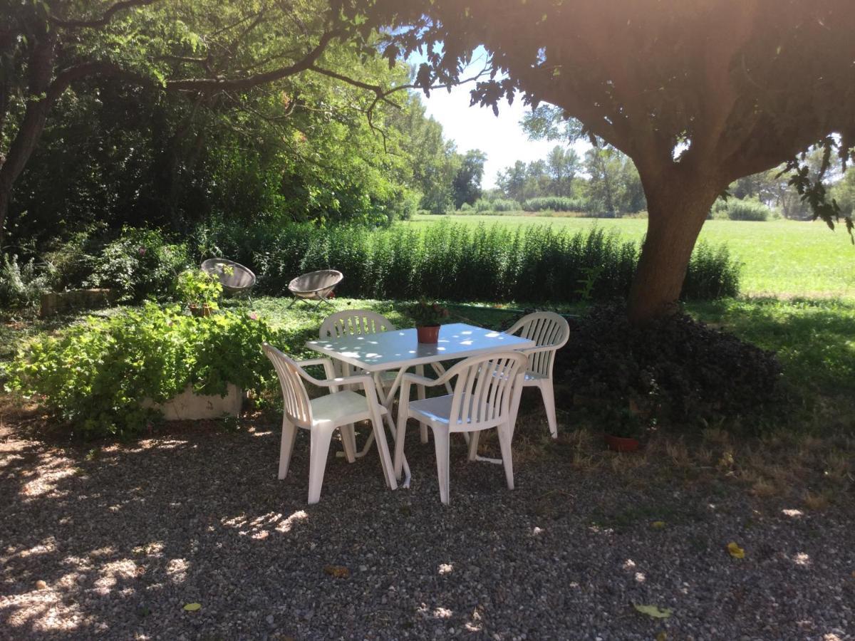 Appartement Dans Un Mas Provencal Istres Eksteriør billede