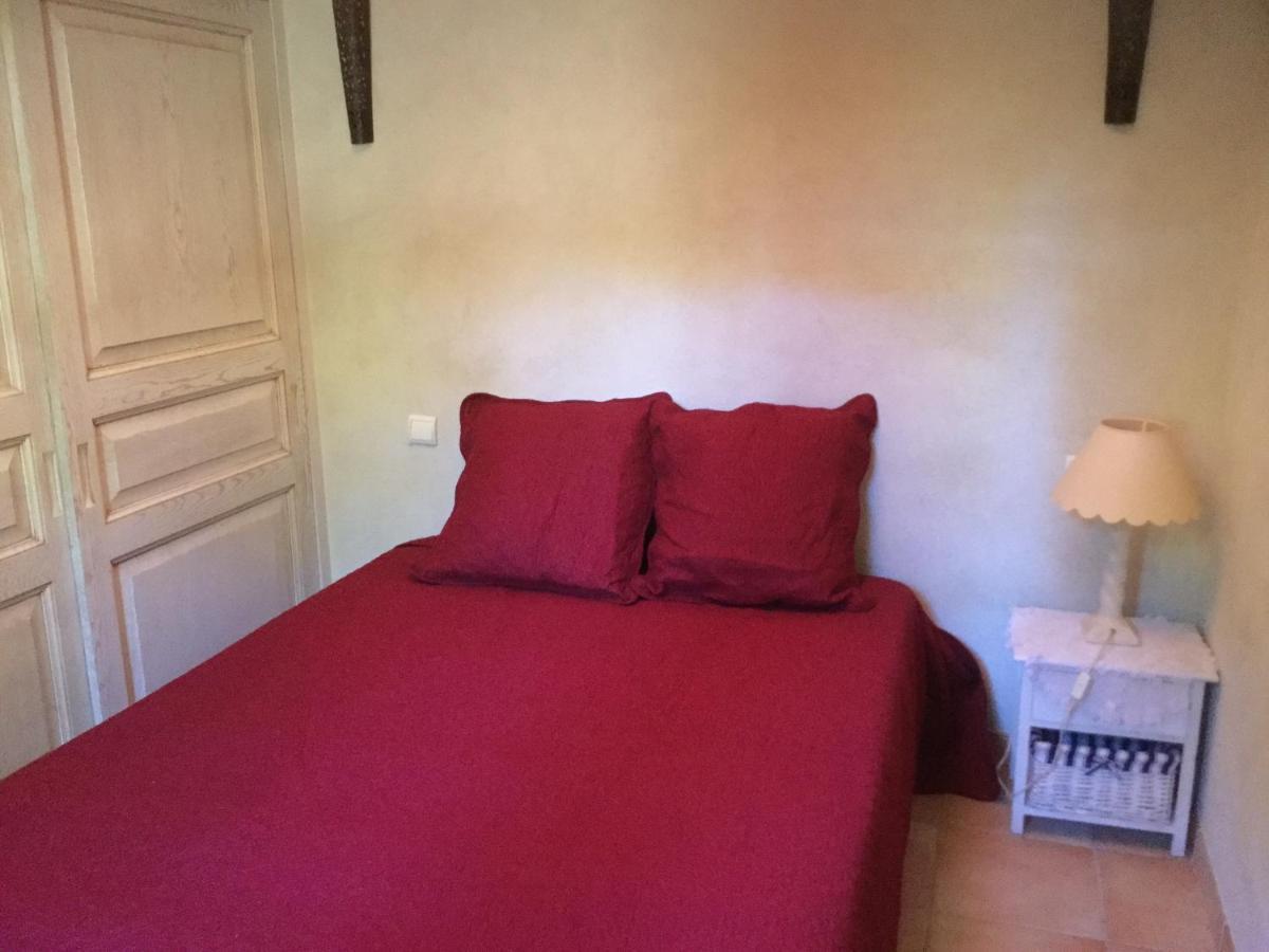 Appartement Dans Un Mas Provencal Istres Eksteriør billede